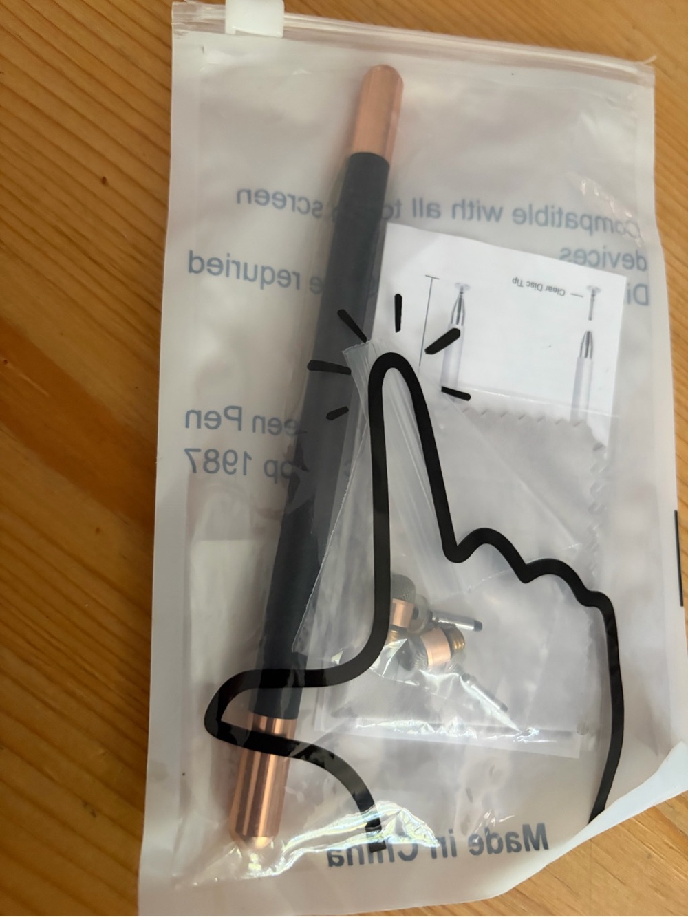 Stylus Pen for Touchscreen Devices - Black and Rose Gold